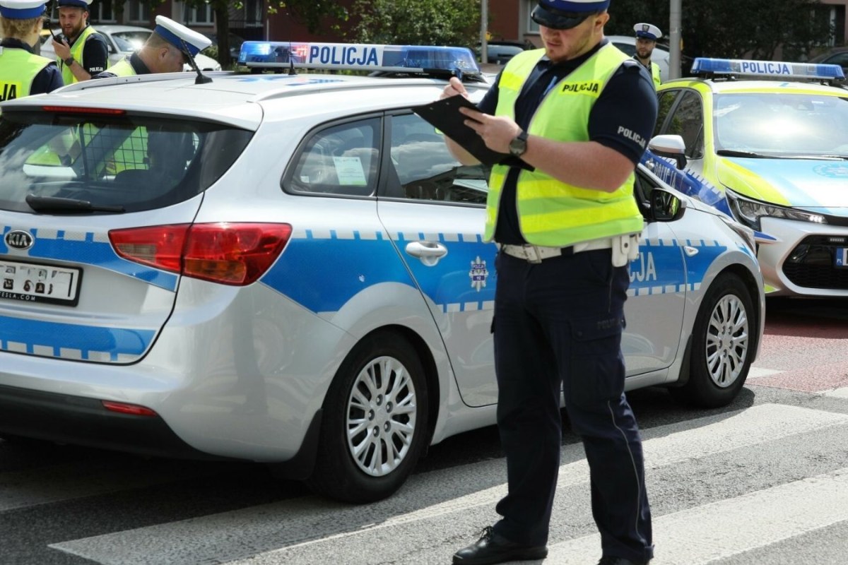 Koniec taryfy ulgowej za zimówki. Kierowcy zawodowi stają przed wysokimi karami