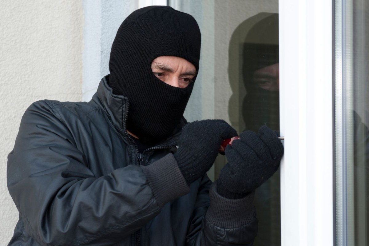 Bezpieczeństwo majątku w branży transportowej: gdzie nie chować gotówki w domu?